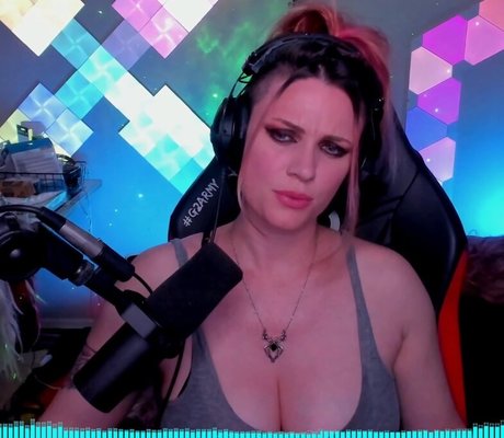 fight onlyfans beautiful archive