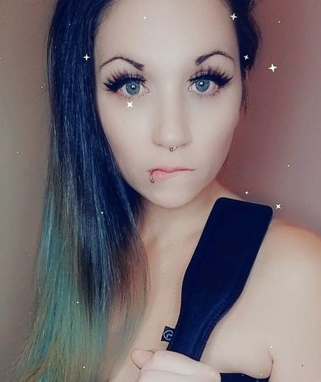 wetrosie actrice artistique des photos