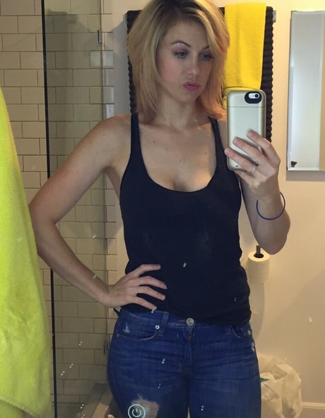 Iliza Shlesinger nus de stars du porno photo