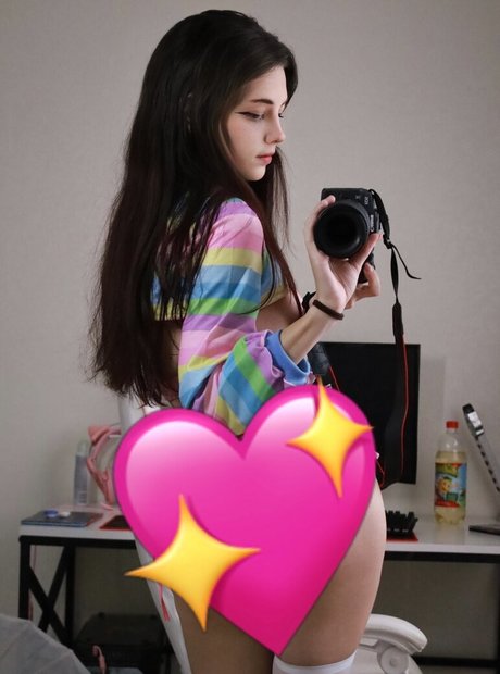 astella estrella porno atractiva foto