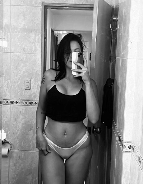 juliiaangeline nice pornstar photos