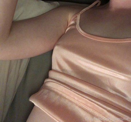 beauty curvy onlyfans nude photo