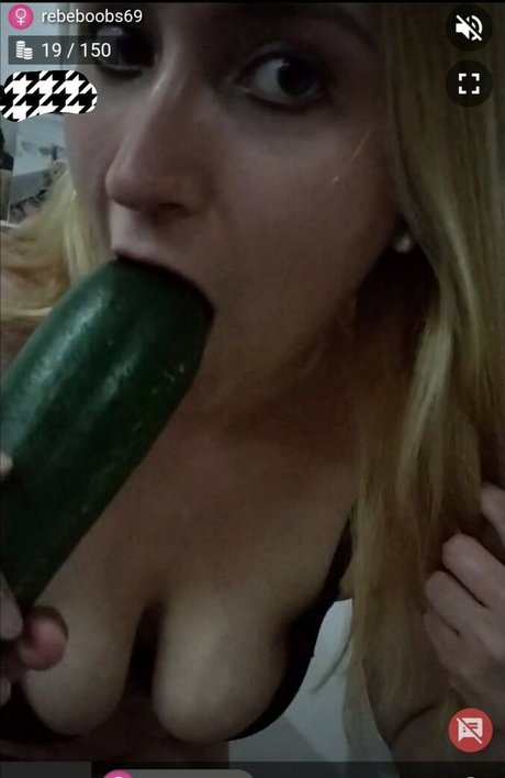 RebeBoobs69 estrella hermosa recopilación