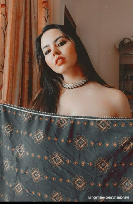 Shambhavi Sharma naked actress images