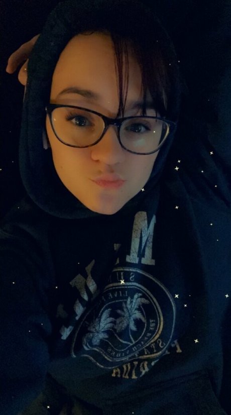 katiebuggz modelo porno galería