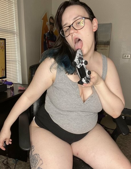 katiebuggz actrice parfaite photos