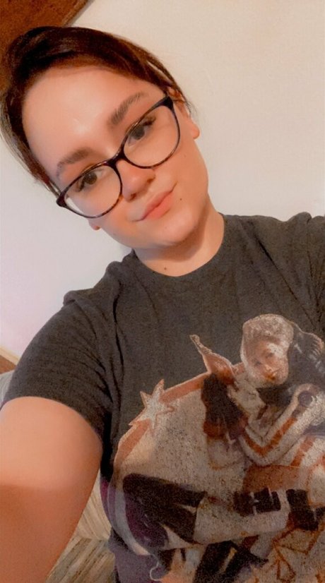 katiebuggz star du porno sympa galeries