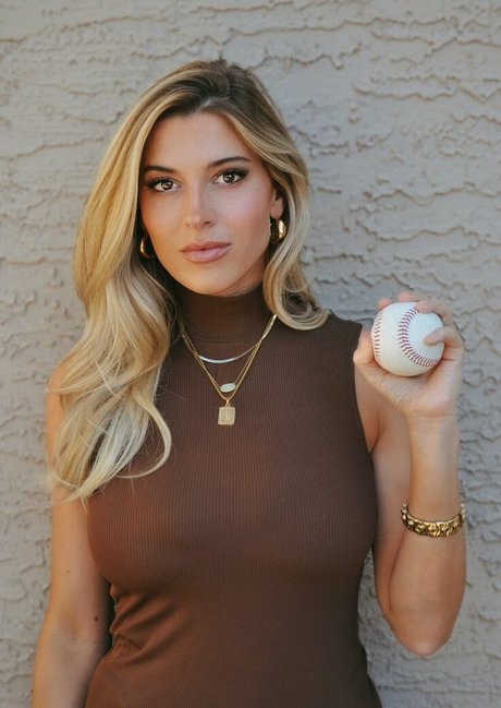 Taylor Mathis nice star pics
