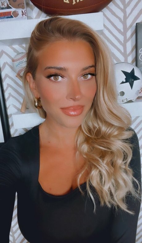 Taylor Mathis beautiful pornstar image