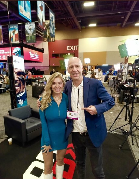 Taylor Mathis modèle porno photo