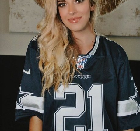 Taylor Mathis estrella porno desnuda recopilación