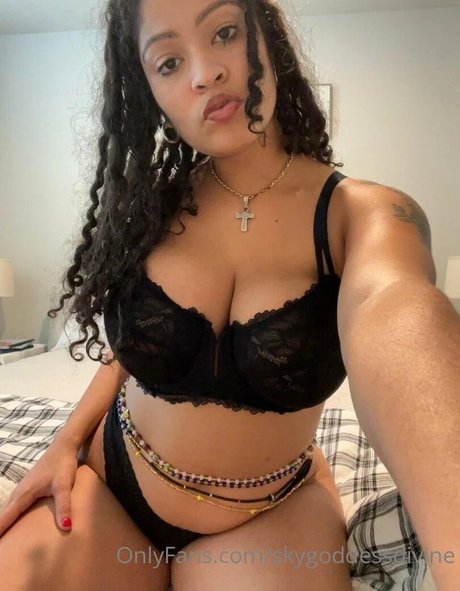 Devyn Divine pornstar art images
