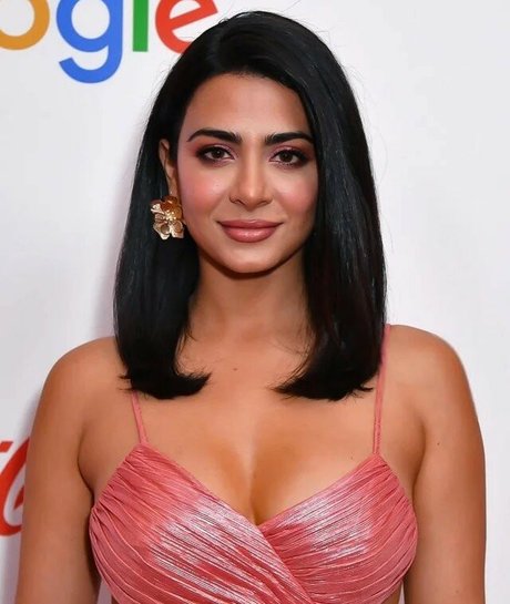 Emeraude Toubia belle actrice images