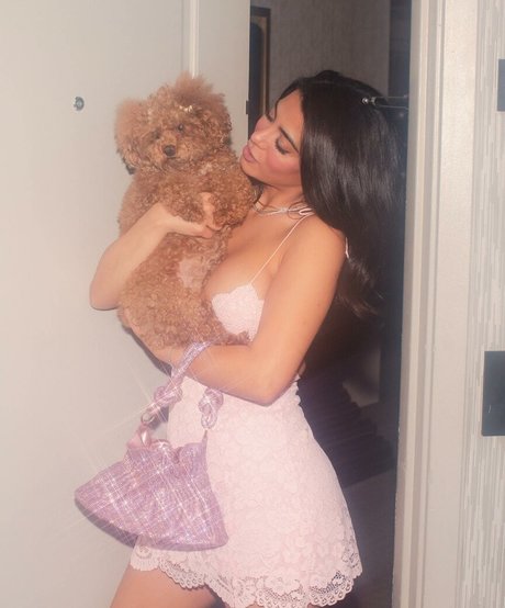 Emeraude Toubia actrice nue photos