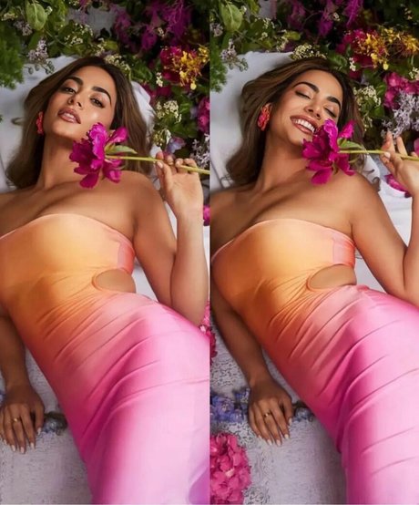 Emeraude Toubia desnudos de estrellas porno galería