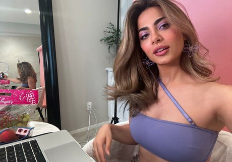 Emeraude Toubia actrice xxx photo