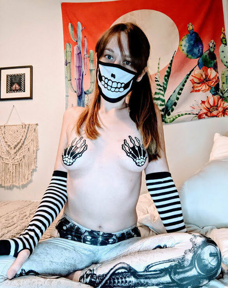 thoughtypraxis hot pornstar image