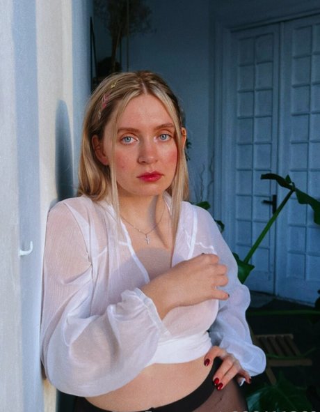 marry strawberry modelo de alta definición fotos