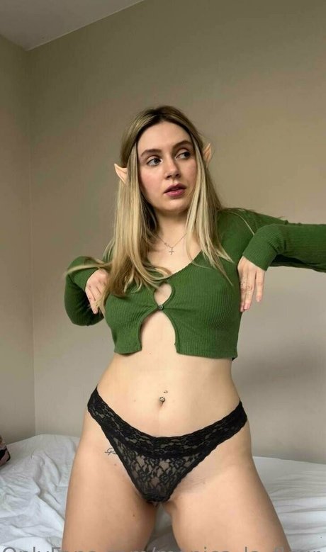 marry strawberry actrice de nus galerie