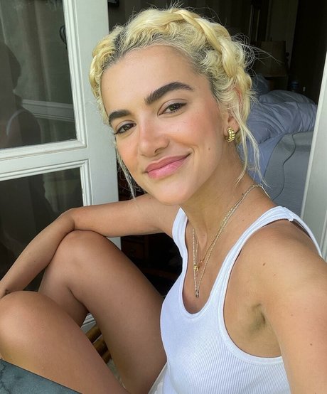 Manu Gavassi high quality pornstar photo