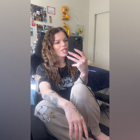 Madiee model pornographic images