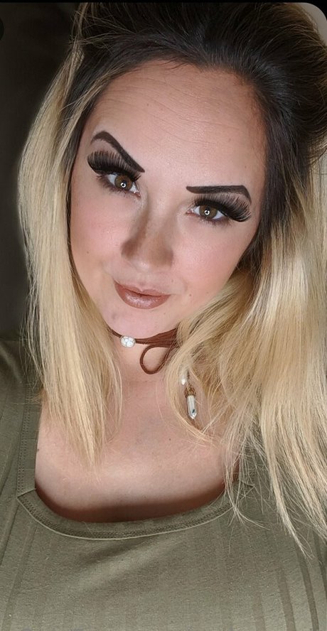 godsammit actrice artistique image