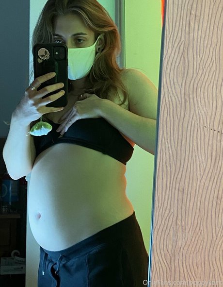 poppykoch star du porno adulte photo