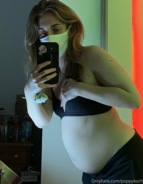 poppykoch étoile xxx des photos