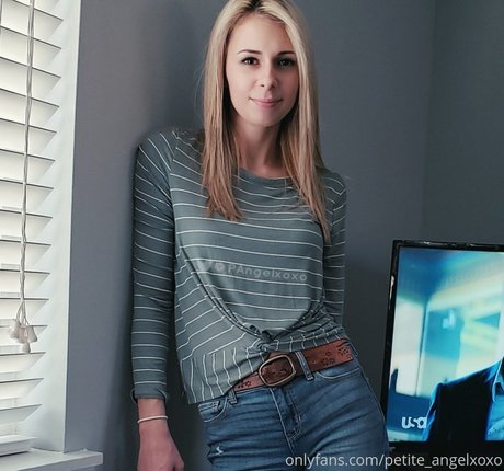 petite angelxoxo desnudos de estrellas porno recopilación