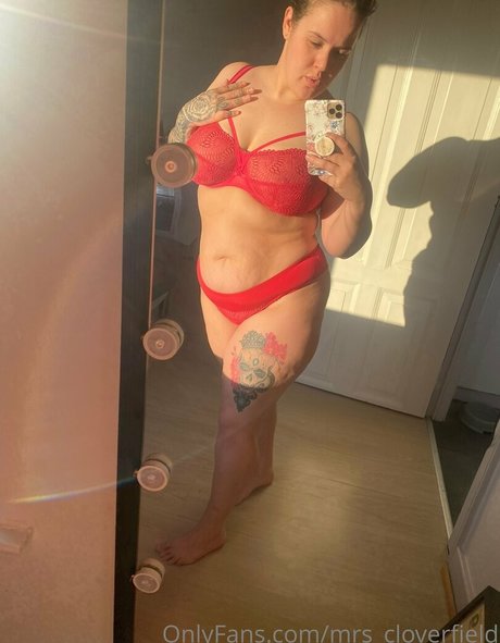 mrs cloverfield actrice pornographique galeries