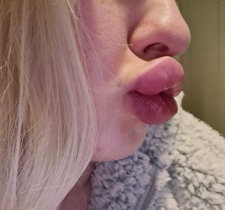 vivianroseofficial actrice hd image