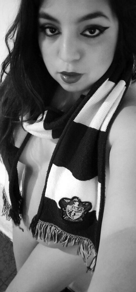 sweetarandanoss estrella porno desnuda foto