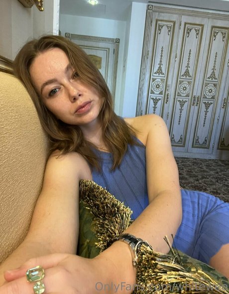 whitewee pretty actress pics