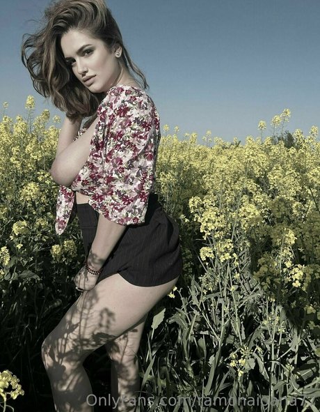 ramonaioana77 star du porno sexy des photos