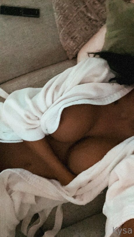 kysaa belle étoile photo