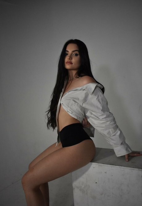 milf japonesa onlyfans bastante adulta fotos