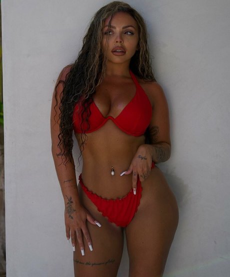 Jesy Nelson modèle joli des photos