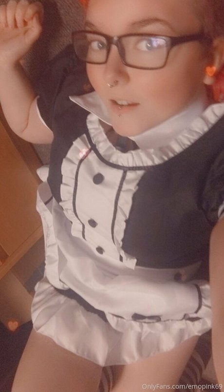 emopink69 estrella adulta galería