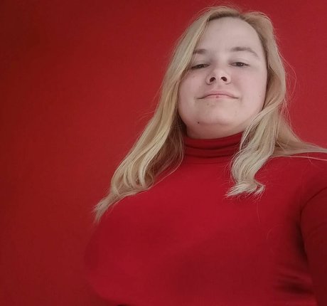 Dejana Savi estrella porno exclusiva galerías