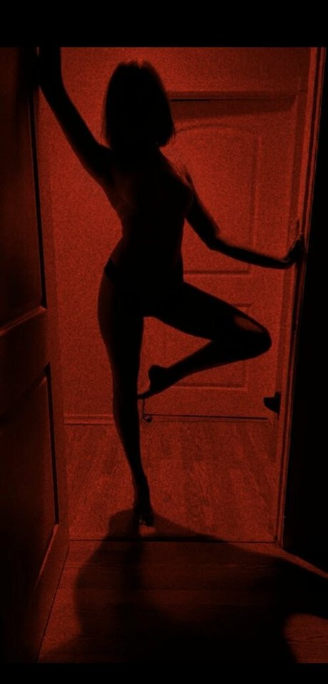 amazon queenie Miniatura