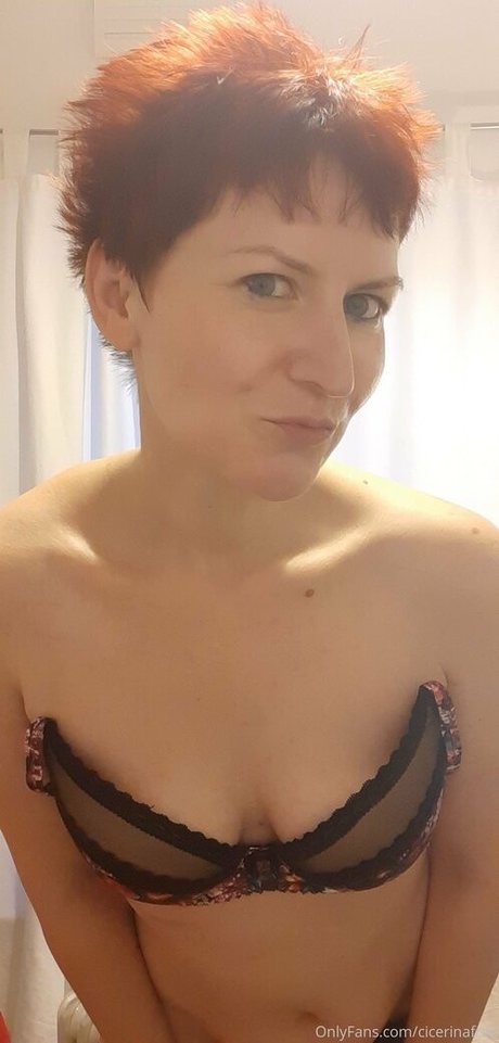 cicerinafree model nude picture