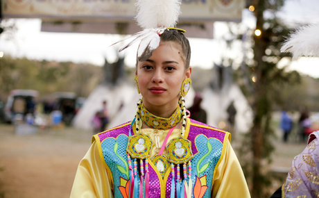 Amber Midthunder hermosa actriz fotos