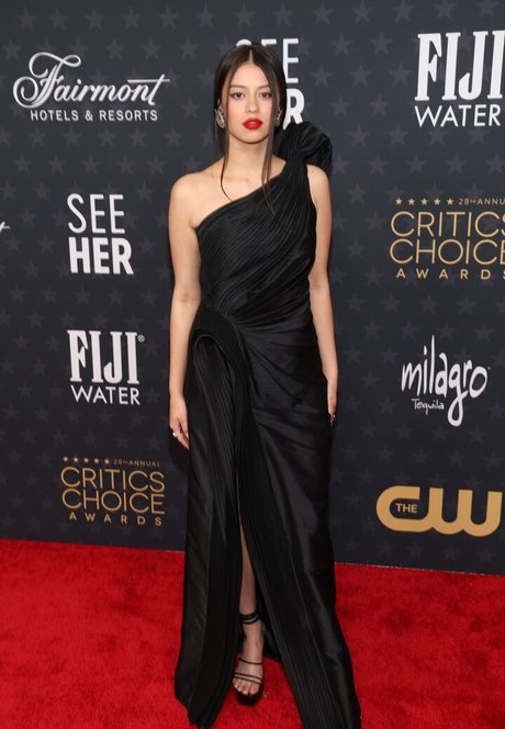 Amber Midthunder étoile parfaite images