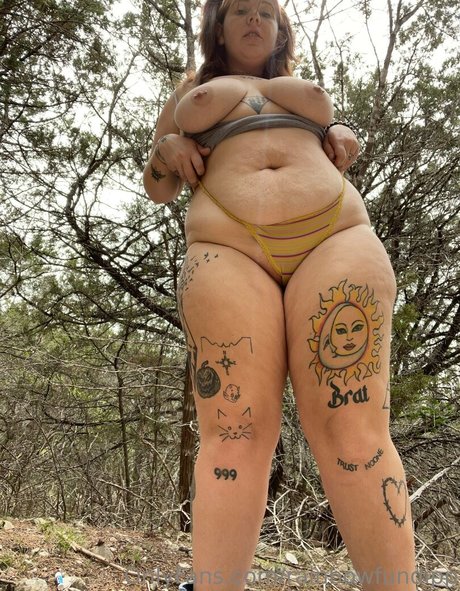 rainbowfundipp modelo hermosa imagen