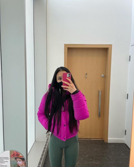 luvxmi bonita actriz galerías