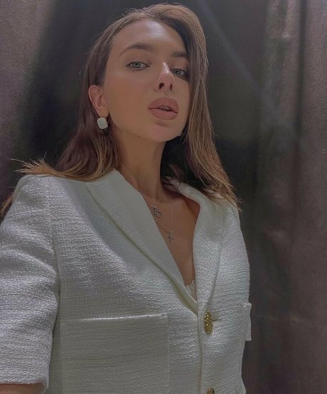 allwene free haut modèle galeries