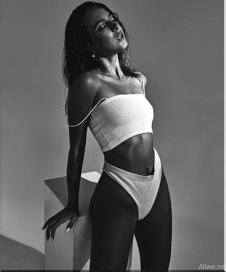 allwene free modèle érotique img