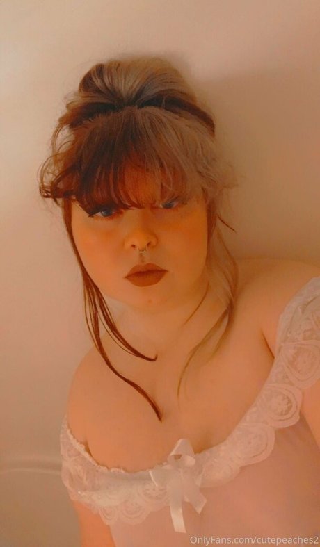 cutepeaches2 star érotique image