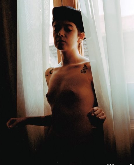 Ann Cid modèle archive