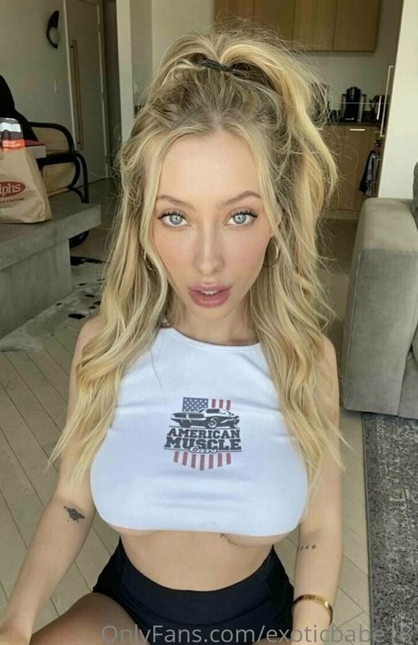 exoticbabe18 bonita estrella porno imágenes